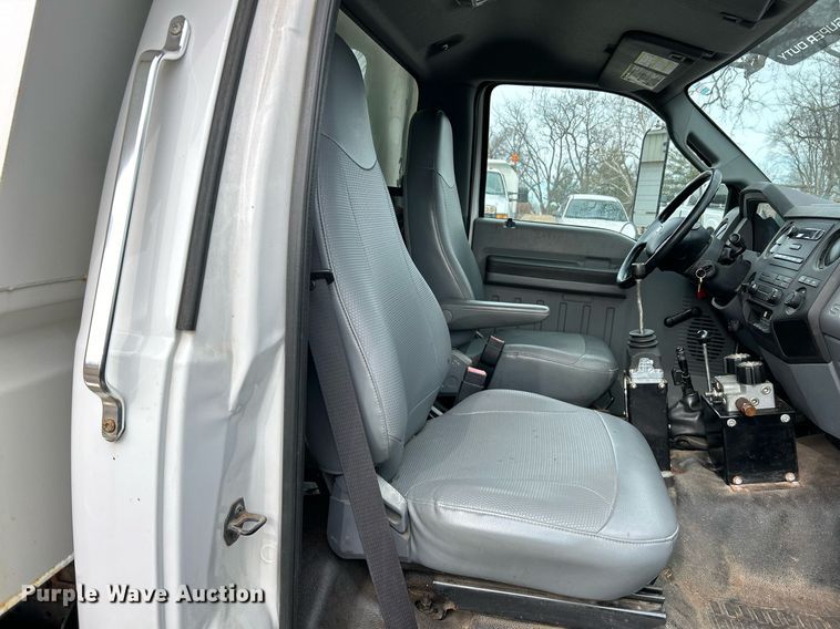 image for item EK4050 2011 Ford F650 Super Duty XL  dump truck