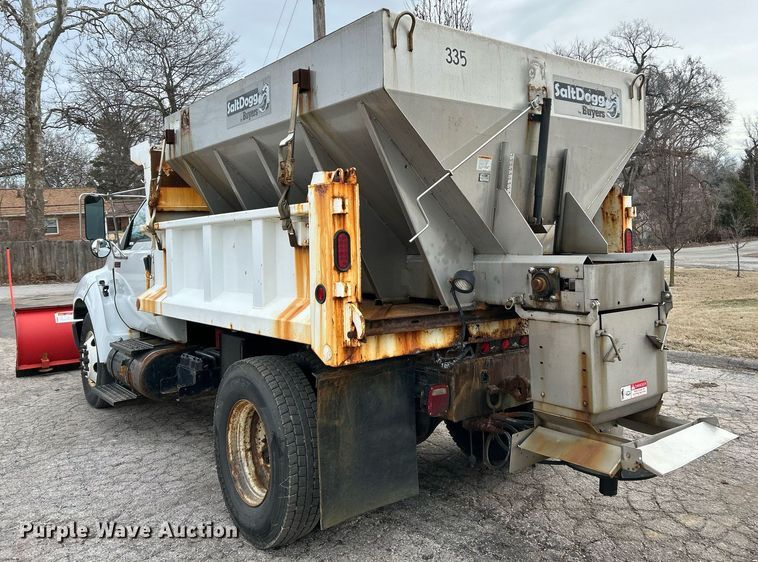 image for item EK4050 2011 Ford F650 Super Duty XL  dump truck