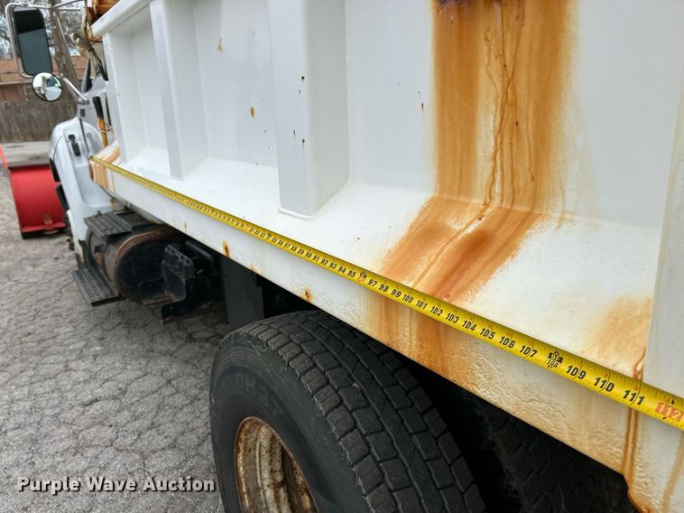 image for item EK4050 2011 Ford F650 Super Duty XL  dump truck