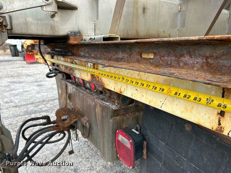 image for item EK4050 2011 Ford F650 Super Duty XL  dump truck