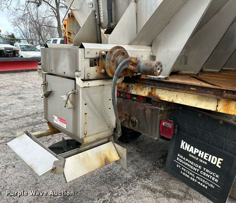 image for item EK4050 2011 Ford F650 Super Duty XL  dump truck