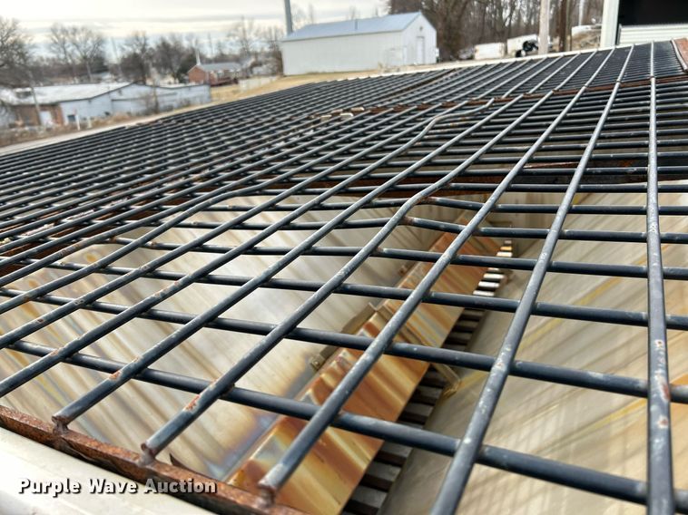 image for item EK4050 2011 Ford F650 Super Duty XL  dump truck