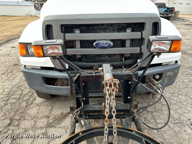 image for item EK4050 2011 Ford F650 Super Duty XL  dump truck