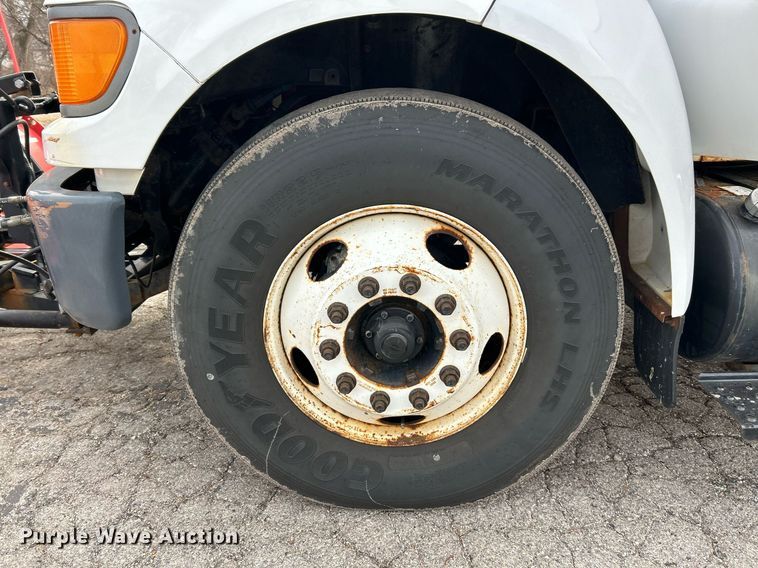 image for item EK4050 2011 Ford F650 Super Duty XL  dump truck