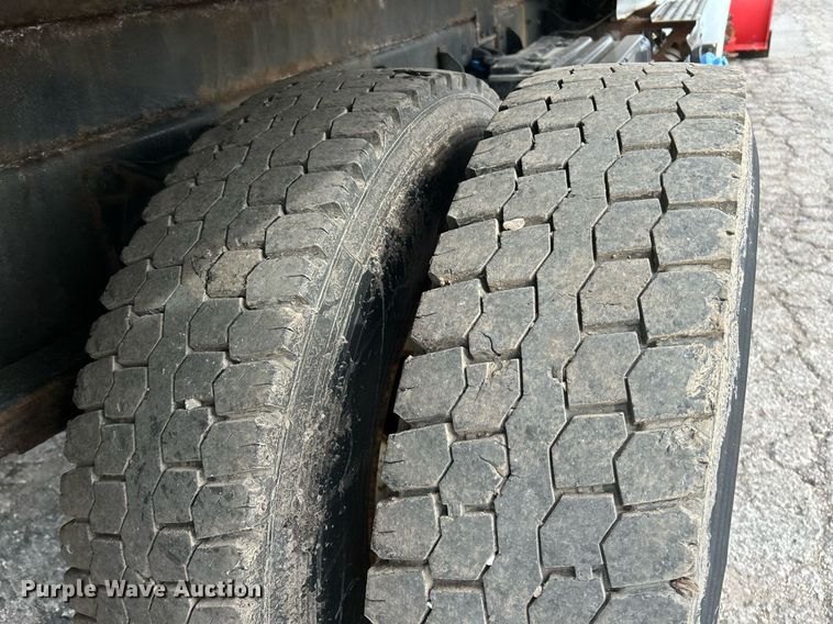 image for item EK4050 2011 Ford F650 Super Duty XL  dump truck