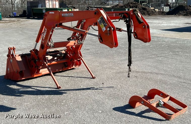 image for item EK4065 Kubota LA1153S loader and bucket