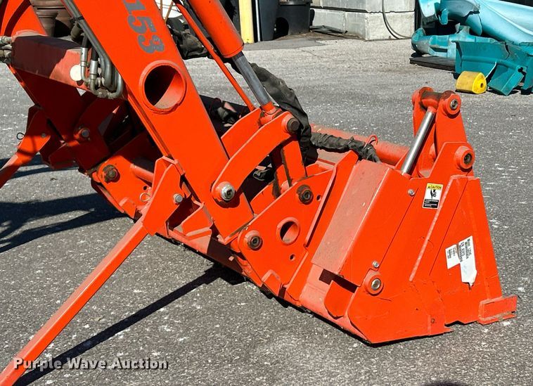 image for item EK4065 Kubota LA1153S loader and bucket