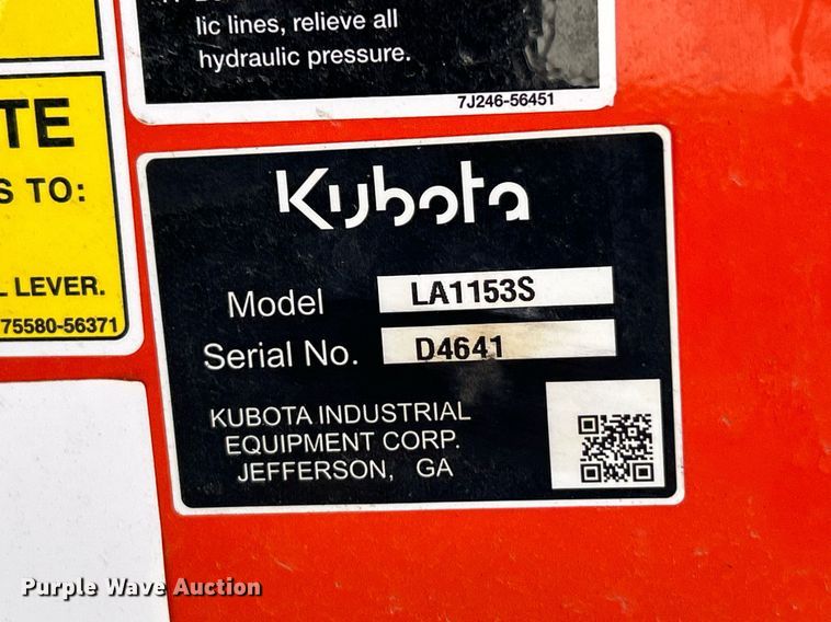 image for item EK4065 Kubota LA1153S loader and bucket