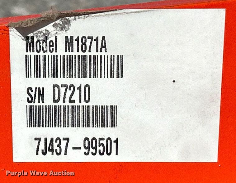 image for item EK4065 Kubota LA1153S loader and bucket