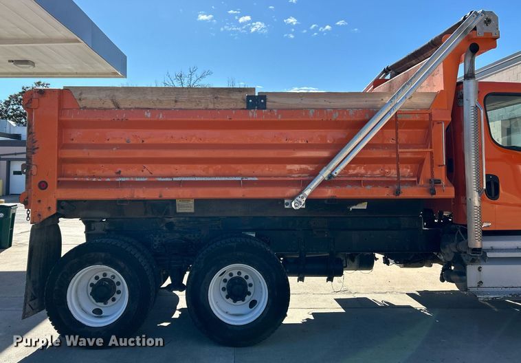 image for item EK4071 2013 Freightliner    Business Class M2  dump truck