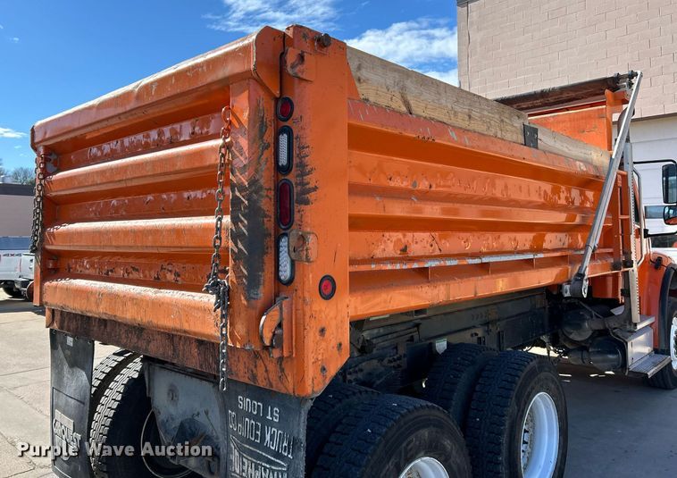 image for item EK4071 2013 Freightliner    Business Class M2  dump truck