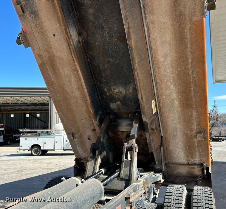 image for item EK4071 2013 Freightliner    Business Class M2  dump truck