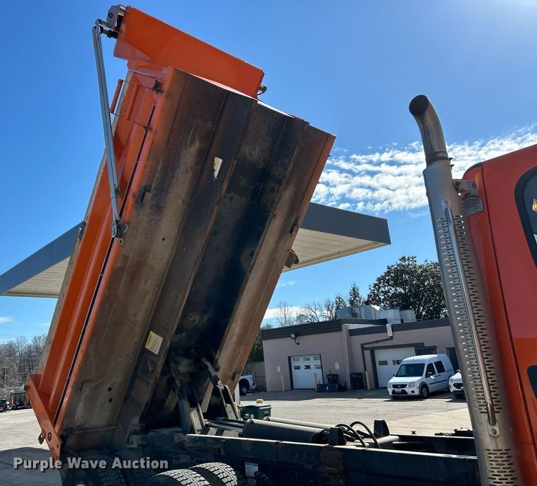 image for item EK4071 2013 Freightliner    Business Class M2  dump truck