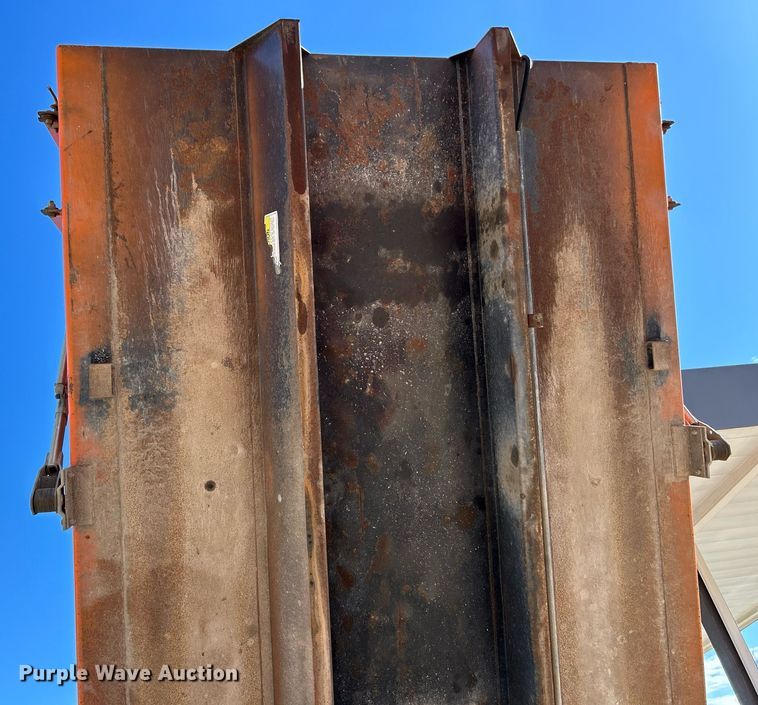 image for item EK4071 2013 Freightliner    Business Class M2  dump truck