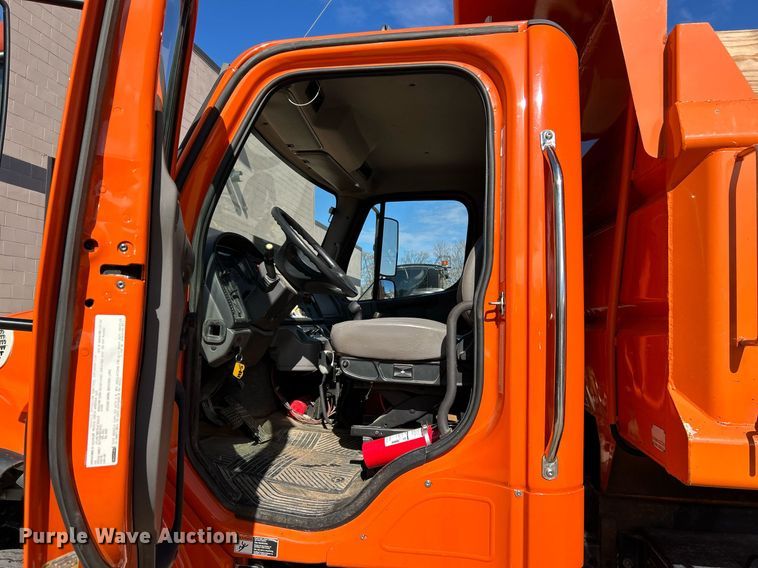 image for item EK4071 2013 Freightliner    Business Class M2  dump truck