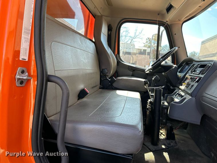 image for item EK4071 2013 Freightliner    Business Class M2  dump truck