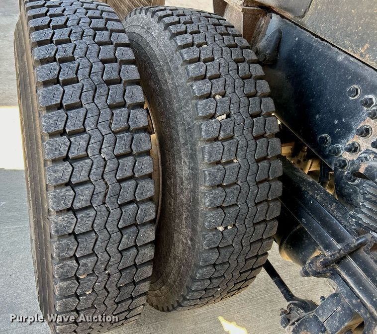 image for item EK4071 2013 Freightliner    Business Class M2  dump truck