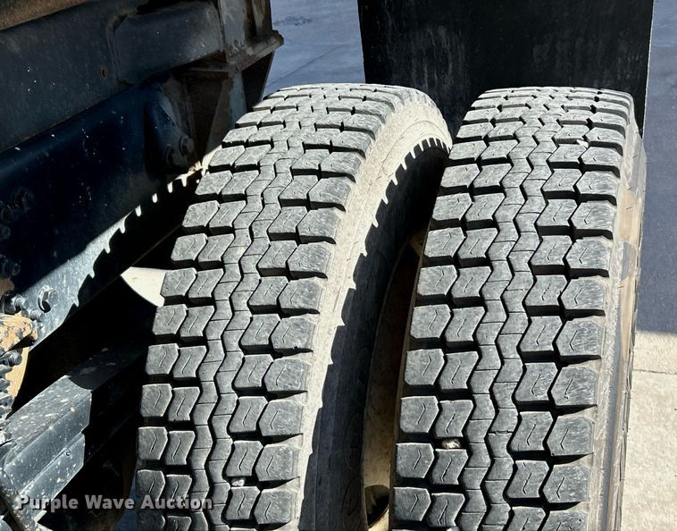 image for item EK4071 2013 Freightliner    Business Class M2  dump truck