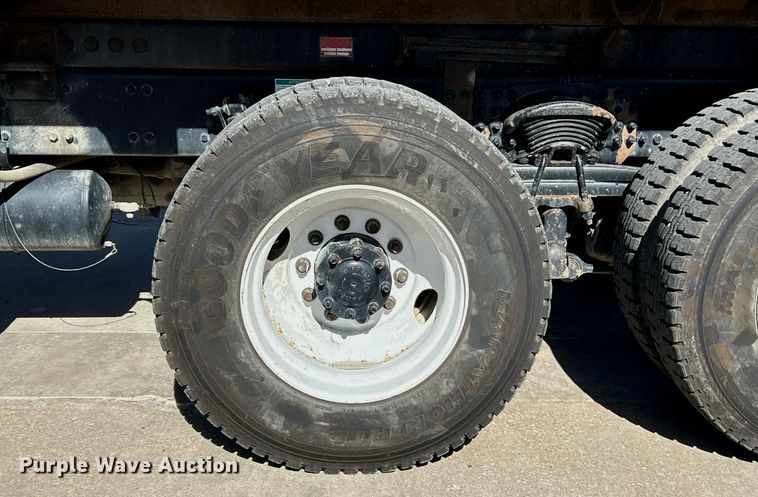 image for item EK4071 2013 Freightliner    Business Class M2  dump truck