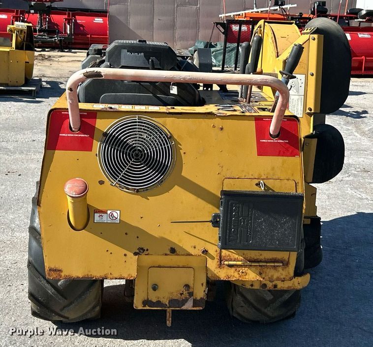 image for item EK4072 1998 Vermeer V-1850RCA root cutter