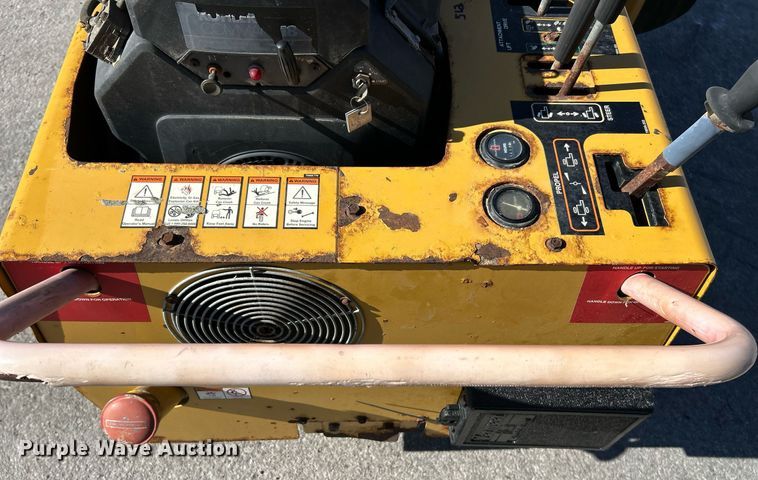 image for item EK4072 1998 Vermeer V-1850RCA root cutter