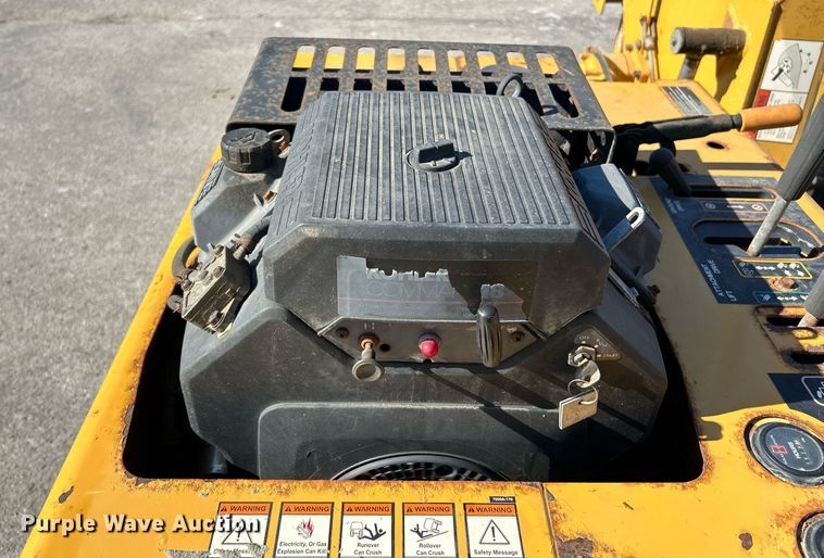 image for item EK4072 1998 Vermeer V-1850RCA root cutter