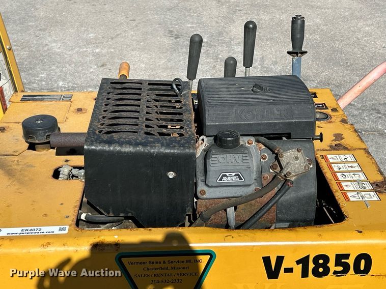 image for item EK4072 1998 Vermeer V-1850RCA root cutter