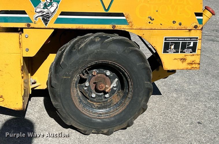 image for item EK4072 1998 Vermeer V-1850RCA root cutter