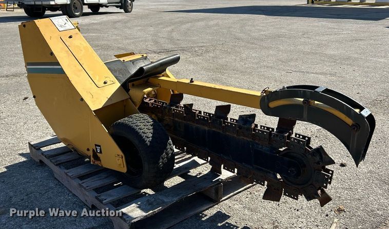 image for item EK4072 1998 Vermeer V-1850RCA root cutter