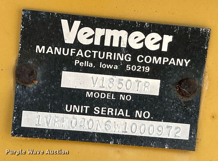 image for item EK4072 1998 Vermeer V-1850RCA root cutter