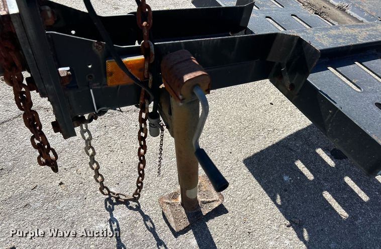 image for item EK4072 1998 Vermeer V-1850RCA root cutter