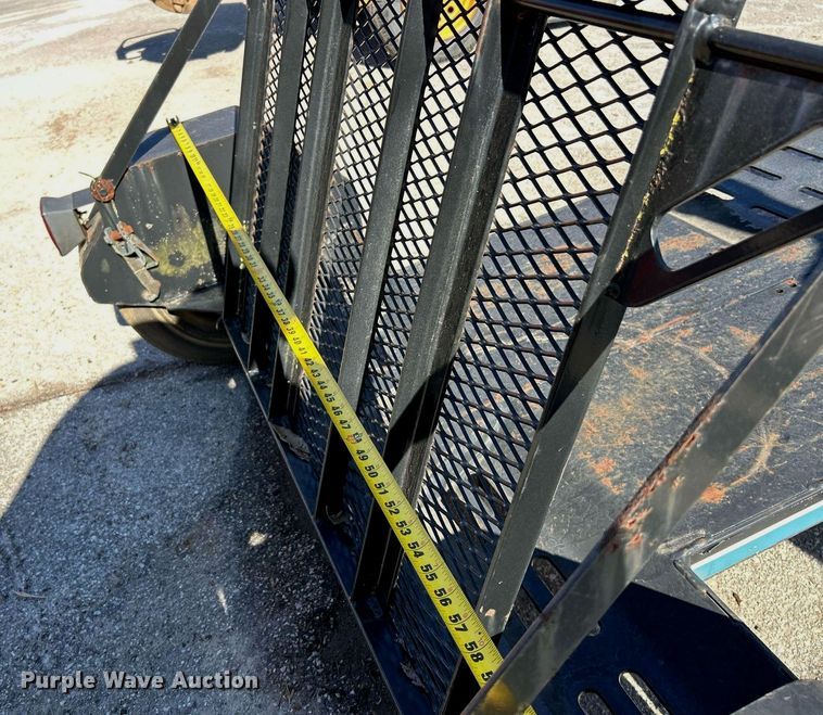 image for item EK4072 1998 Vermeer V-1850RCA root cutter