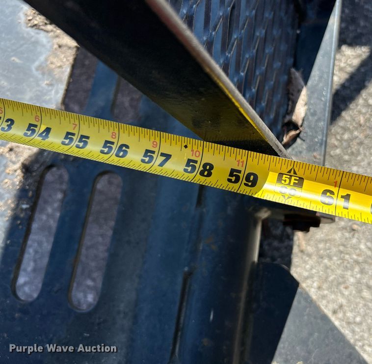 image for item EK4072 1998 Vermeer V-1850RCA root cutter