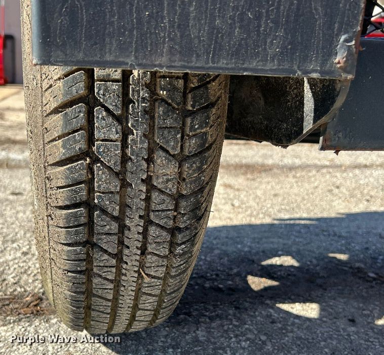 image for item EK4072 1998 Vermeer V-1850RCA root cutter