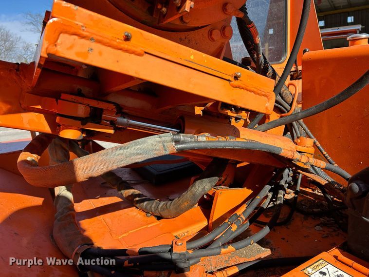 image for item EK4073 1997 Vermeer SC672A stump grinder