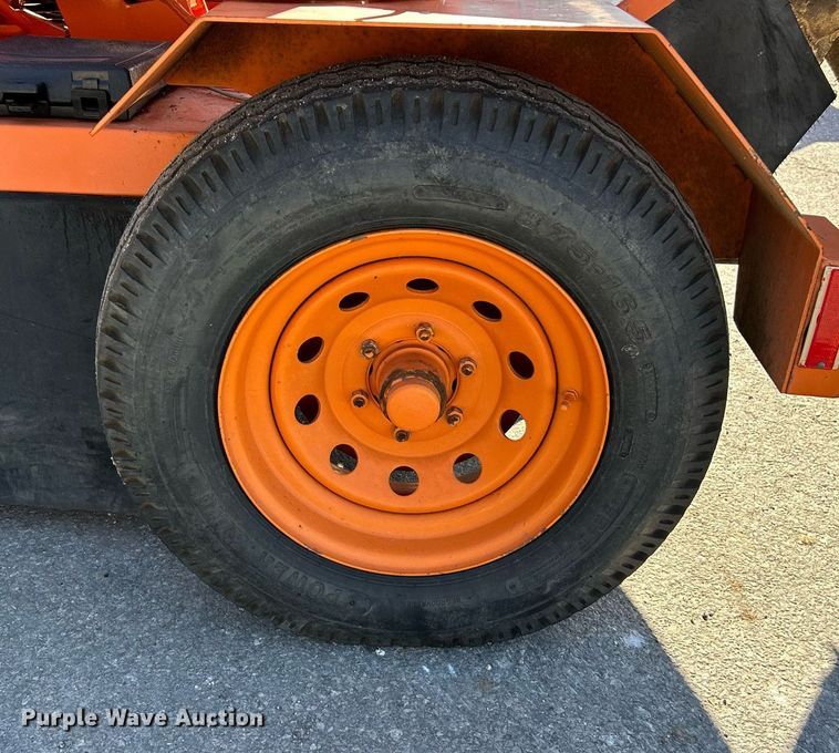 image for item EK4073 1997 Vermeer SC672A stump grinder