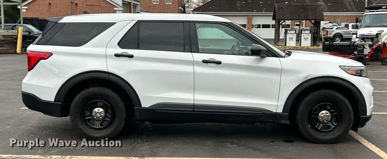 image for item EK4082 2020 Ford Explorer Police Interceptor  SUV