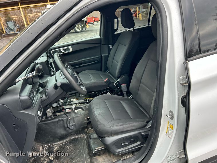 image for item EK4082 2020 Ford Explorer Police Interceptor  SUV