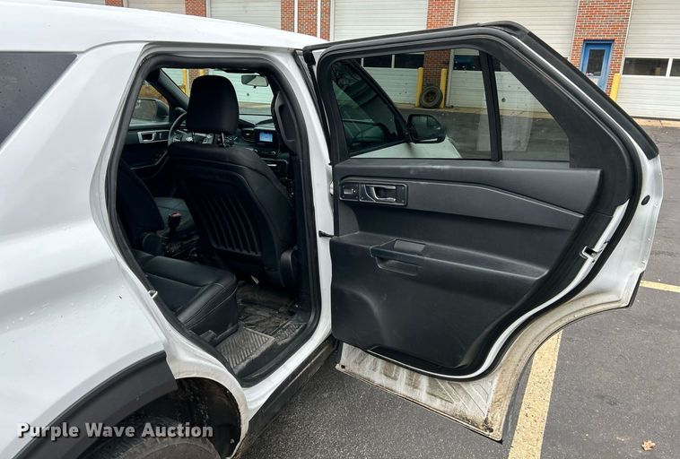 image for item EK4082 2020 Ford Explorer Police Interceptor  SUV