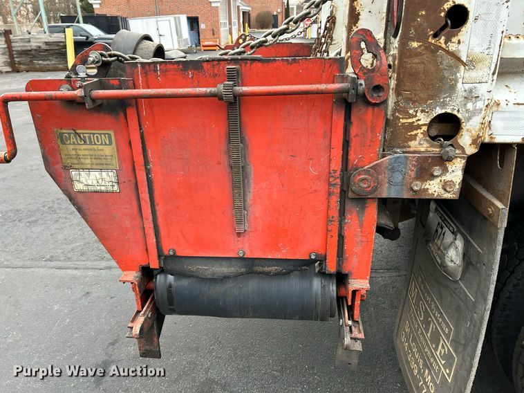 image for item EK4083 2010 Freightliner Business Class M2 dump truck