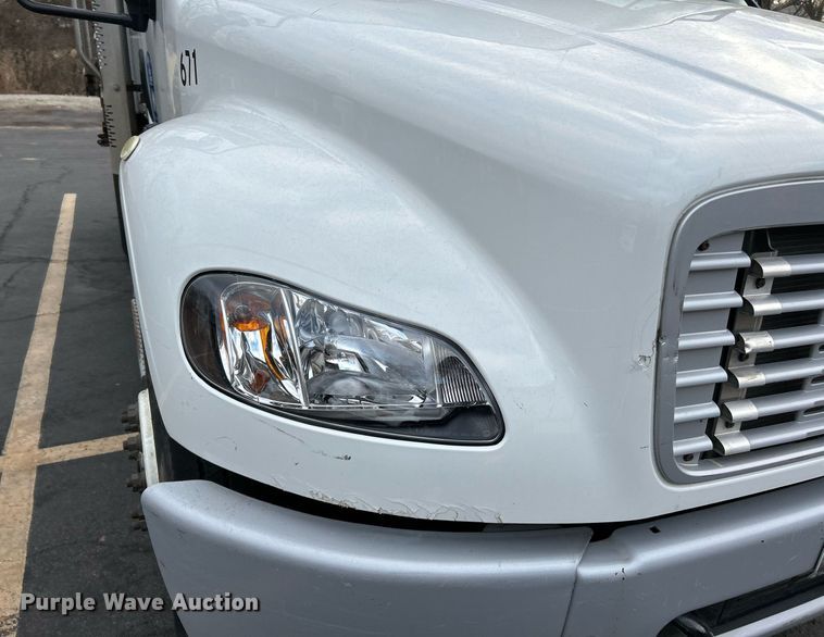 image for item EK4083 2010 Freightliner Business Class M2 dump truck
