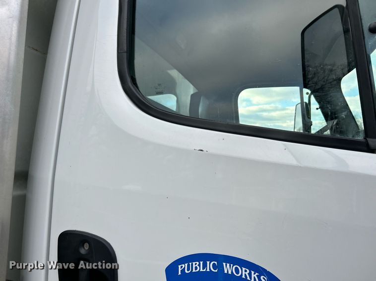 image for item EK4083 2010 Freightliner Business Class M2 dump truck