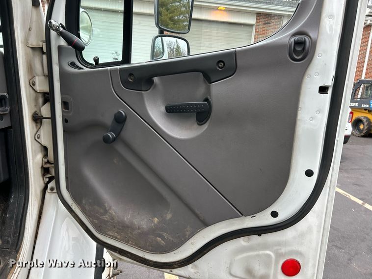 image for item EK4083 2010 Freightliner Business Class M2 dump truck