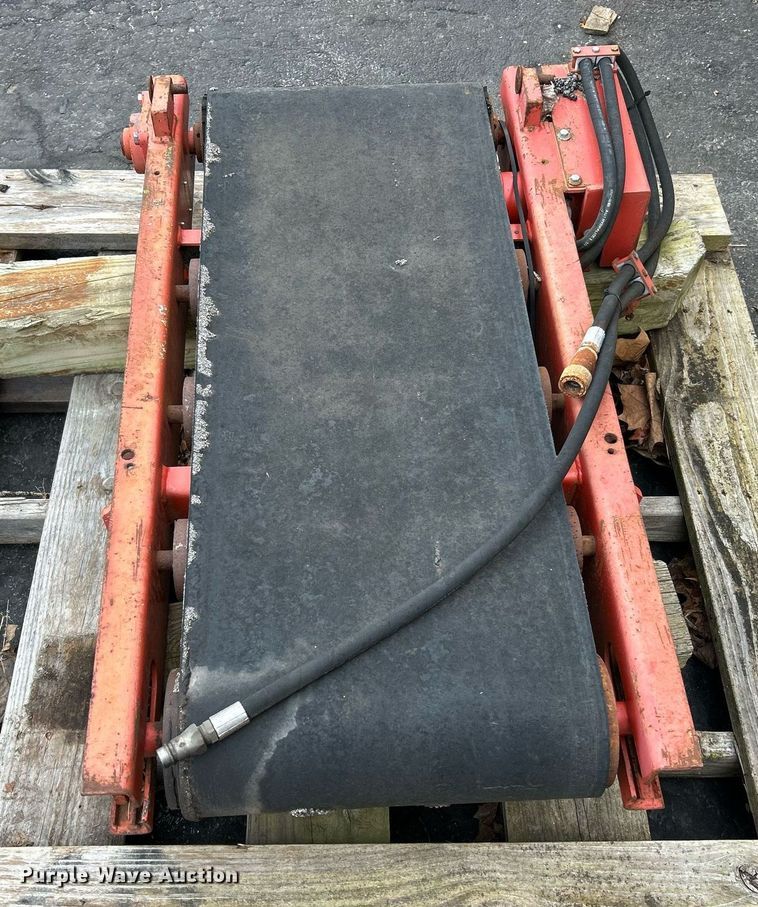 image for item EK4083 2010 Freightliner Business Class M2 dump truck