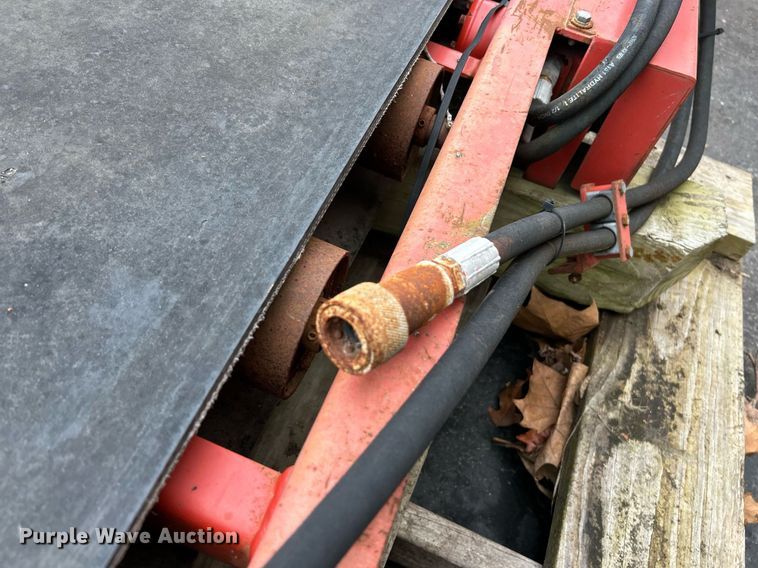 image for item EK4083 2010 Freightliner Business Class M2 dump truck