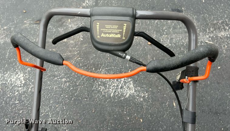 image for item EK4084 Lawn equipment 