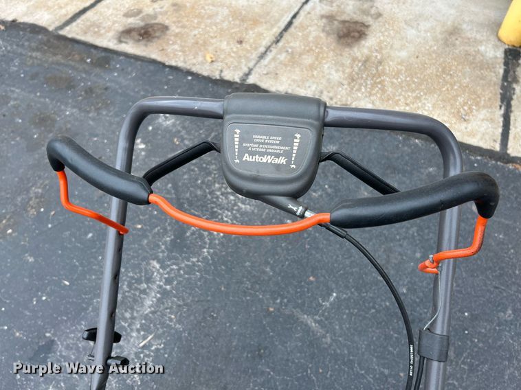 image for item EK4084 Lawn equipment 