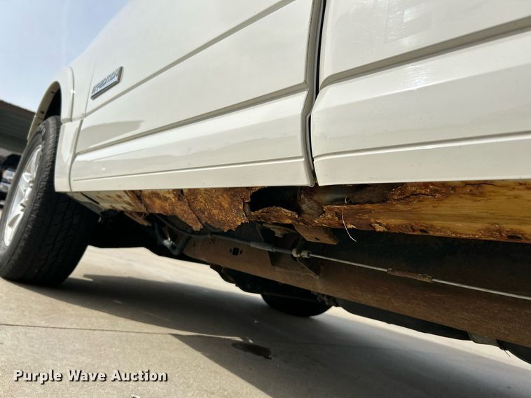 image for item EK4119 2008 Ford  Expedition XLT SUV