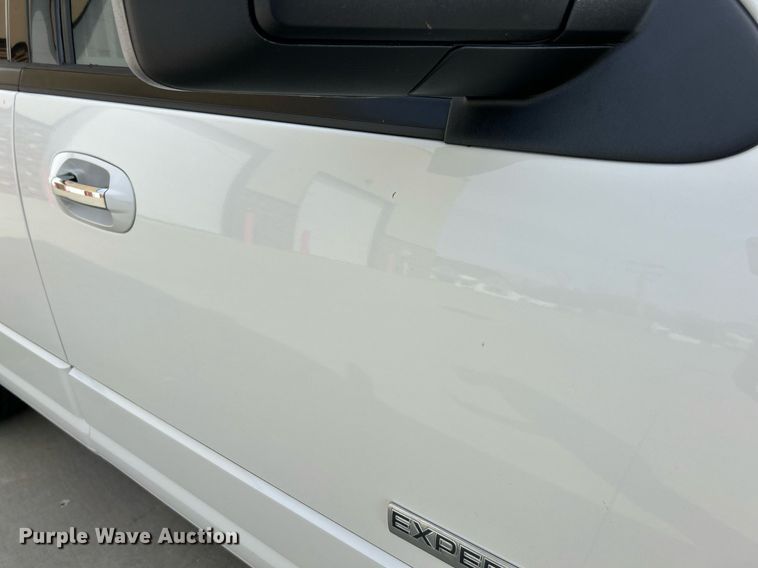 image for item EK4119 2008 Ford  Expedition XLT SUV