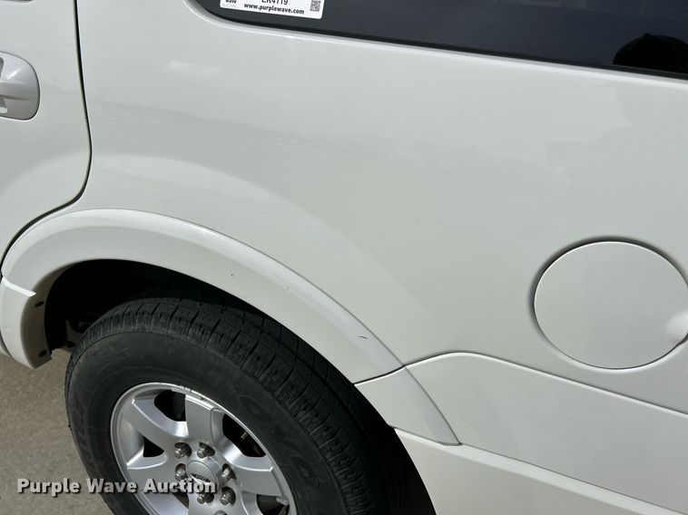 image for item EK4119 2008 Ford  Expedition XLT SUV